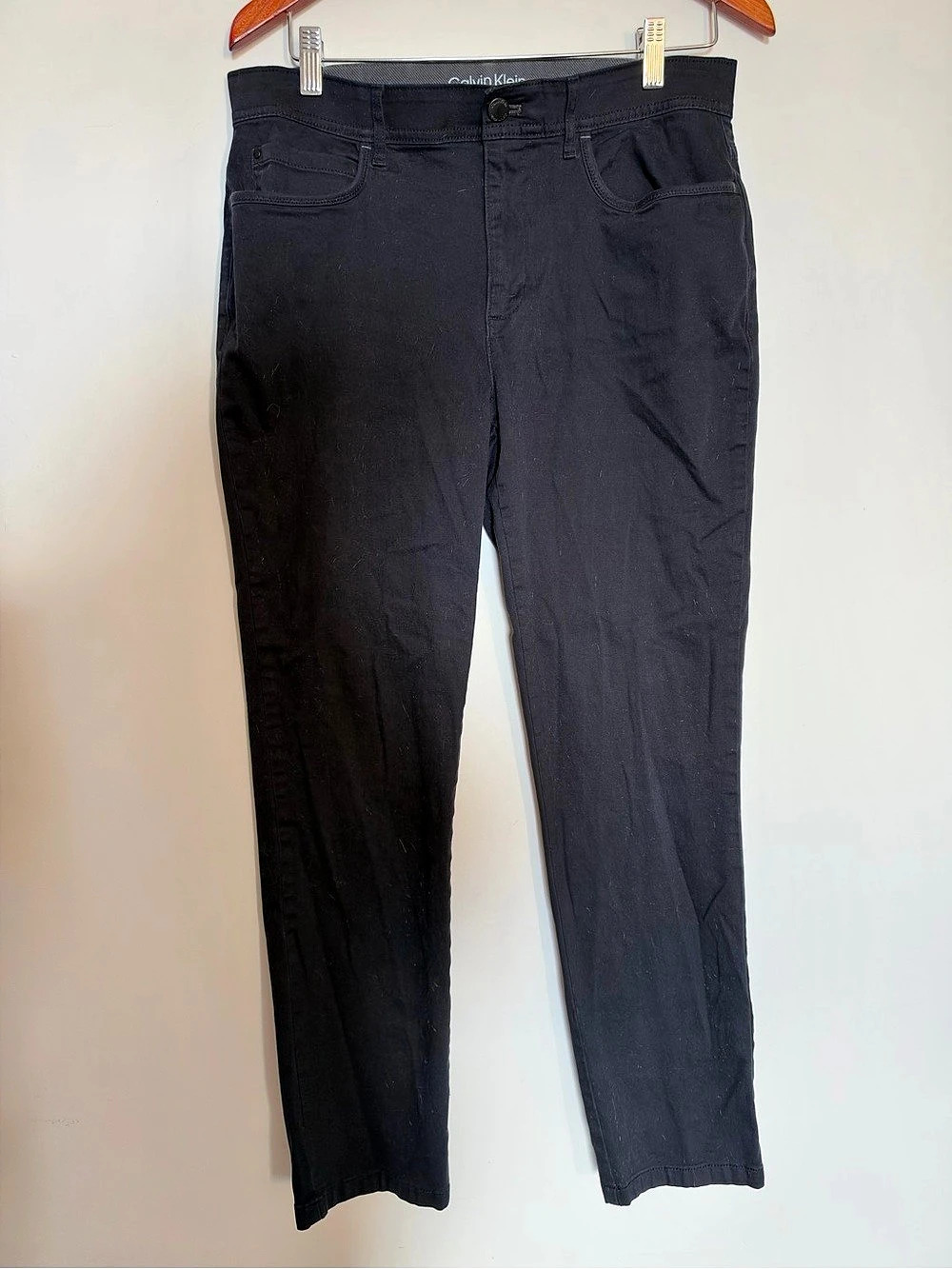 Calvin Klein Men’s Infinite Flex Waist Slim Fit Pants – 32x32 Black